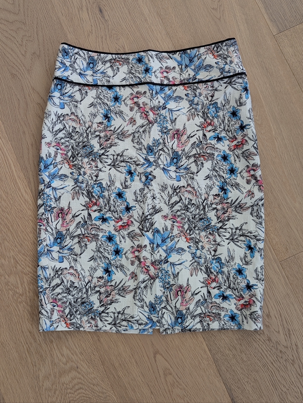 Ann Taylor Floral Pencil Skirt in Ivory, Blue and Pink